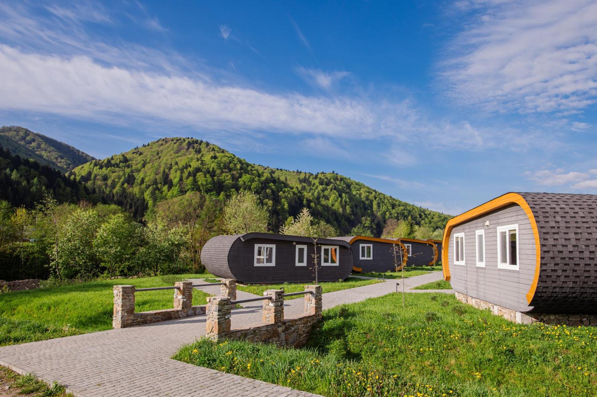 Рибничанка Hotel Skhidnytsia Ngoại thất bức ảnh