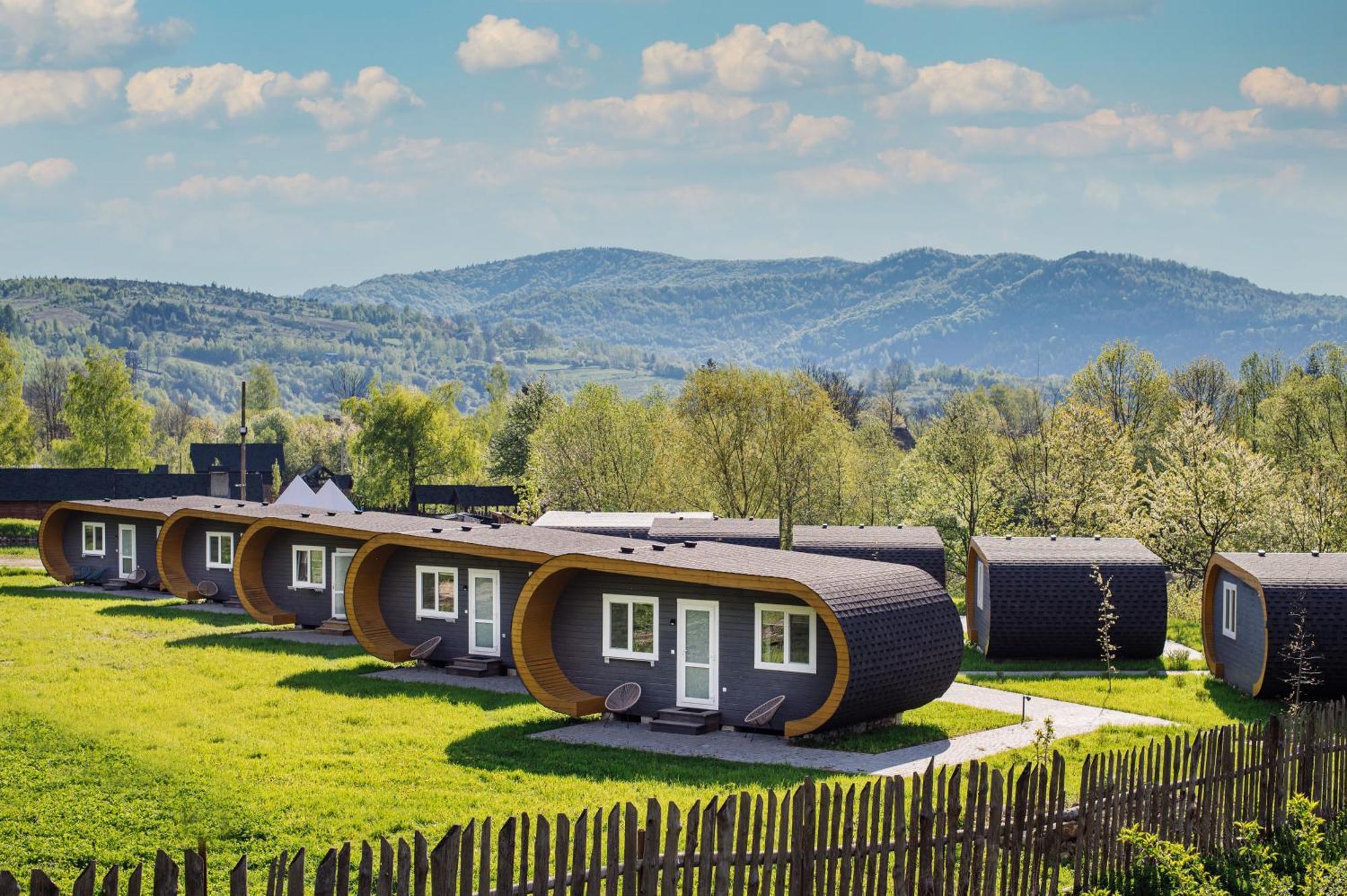 Рибничанка Hotel Skhidnytsia Ngoại thất bức ảnh