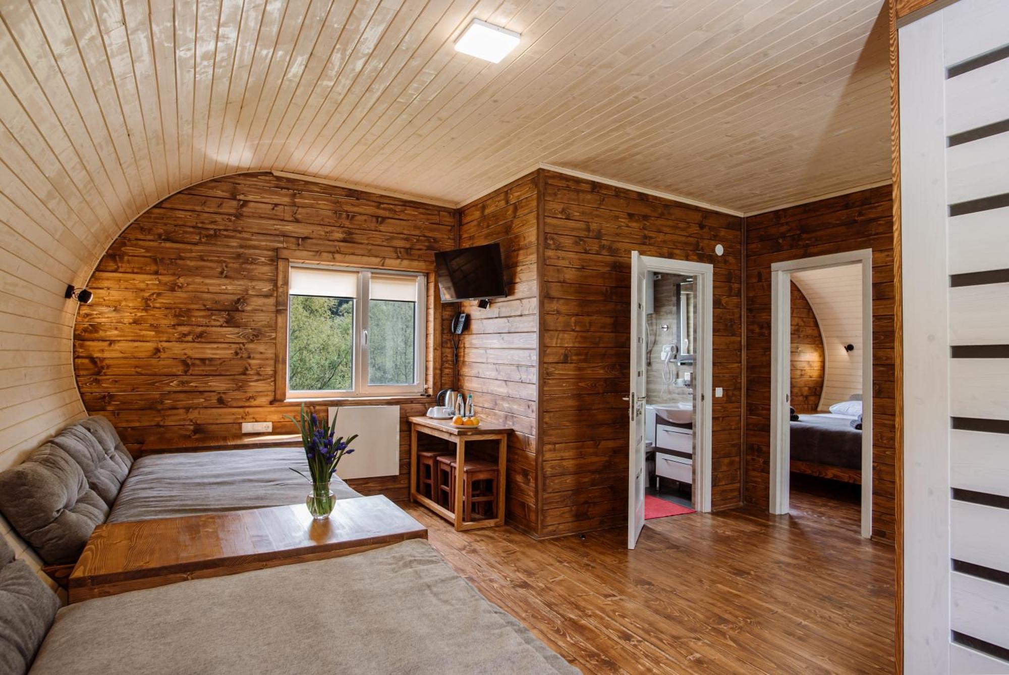 Рибничанка Hotel Skhidnytsia Ngoại thất bức ảnh